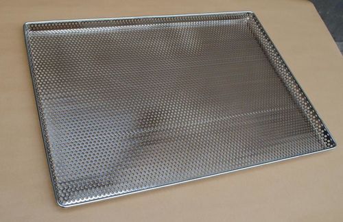 Latest company news about 5000 سینی پخت سوراخ شده به کانادا ارسال می شود