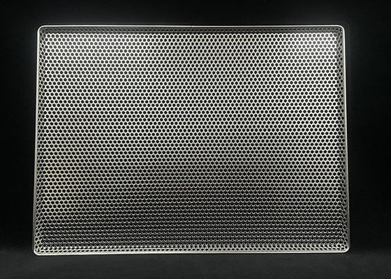 قیمت خوب سینی های فلزی سوراخ شده از فولاد ضد زنگ درجه غذایی 304 316 برای نان پختن خشک کردن خنک کردن آنلاین