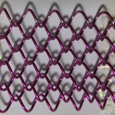 قیمت خوب توری سیمی تزئینی فولاد کربنی 3*3 میلی متر برای پانل های دیواری و سقف کاذب آنلاین