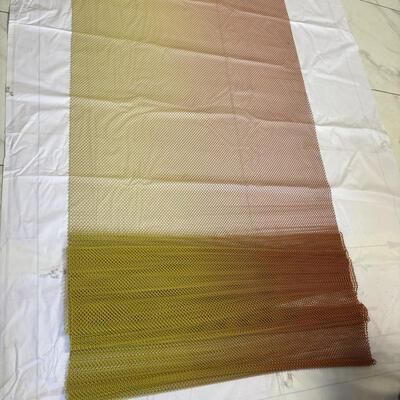 قیمت خوب پرده زنجیری آلومینیومی پارچه ای تزئینی پارچه مش سیم سیم پیچ مشبک سقفی آنلاین